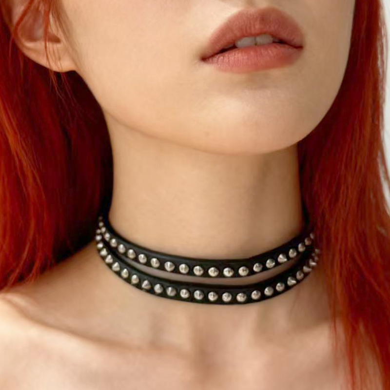 Women'S Accessories In The 90S - مجوهرات بسيطة برشام المختنق القلائد الجلدية