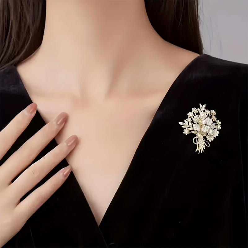 Women Accessories Bouquet - دبابيس أنيقة على شكل شجرة الحياة،