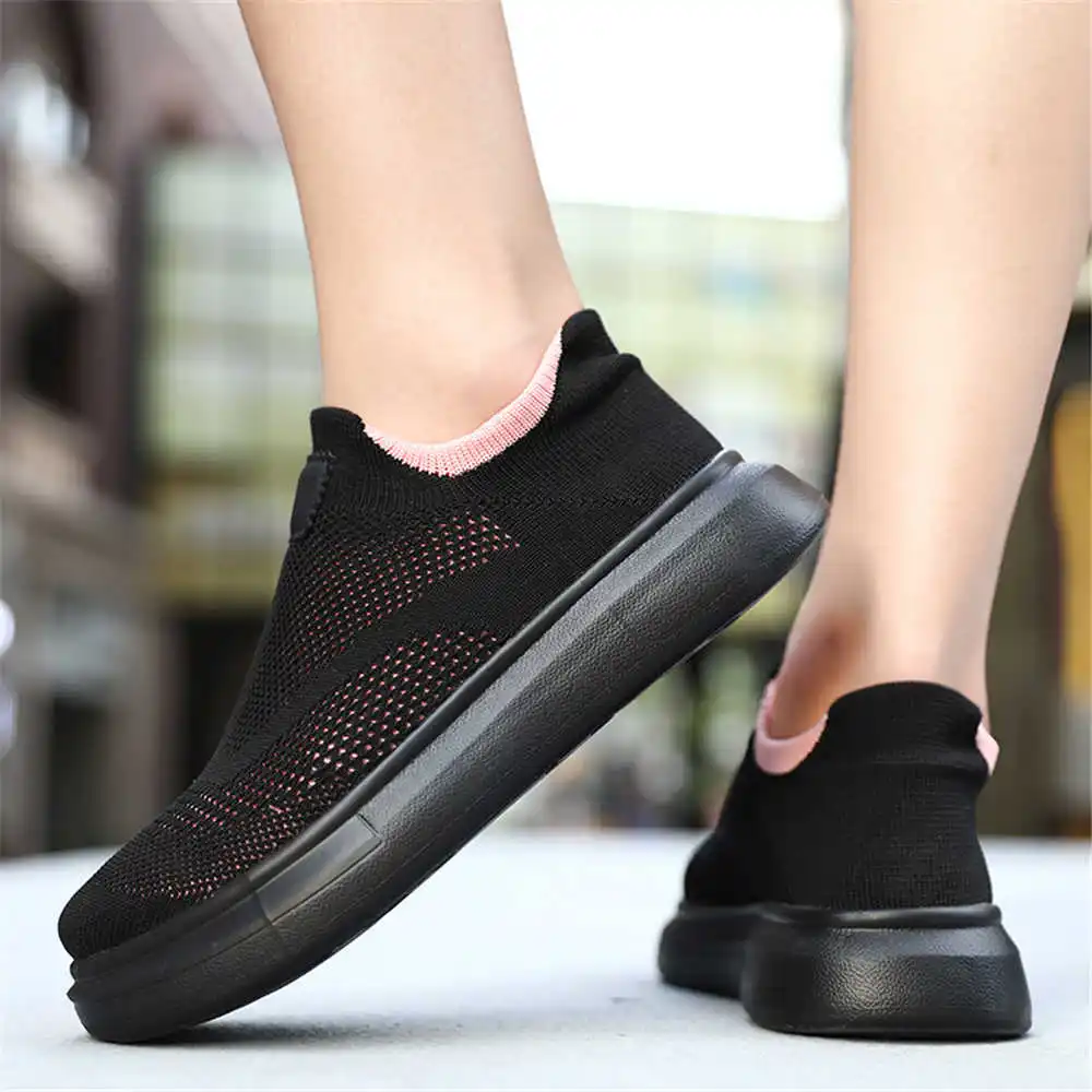 Women'S Accessories Rainbow Shops - جوارب رياضية للنساء ، أحذية بنية
