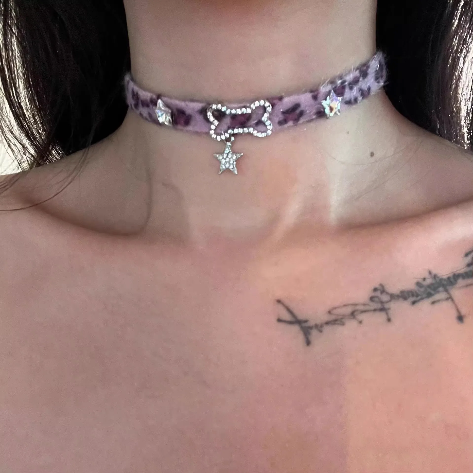 قلادات تشوكر لطيفة بتصميم مخلب - مراجعة Women'S Accessories In The 90S وسعره