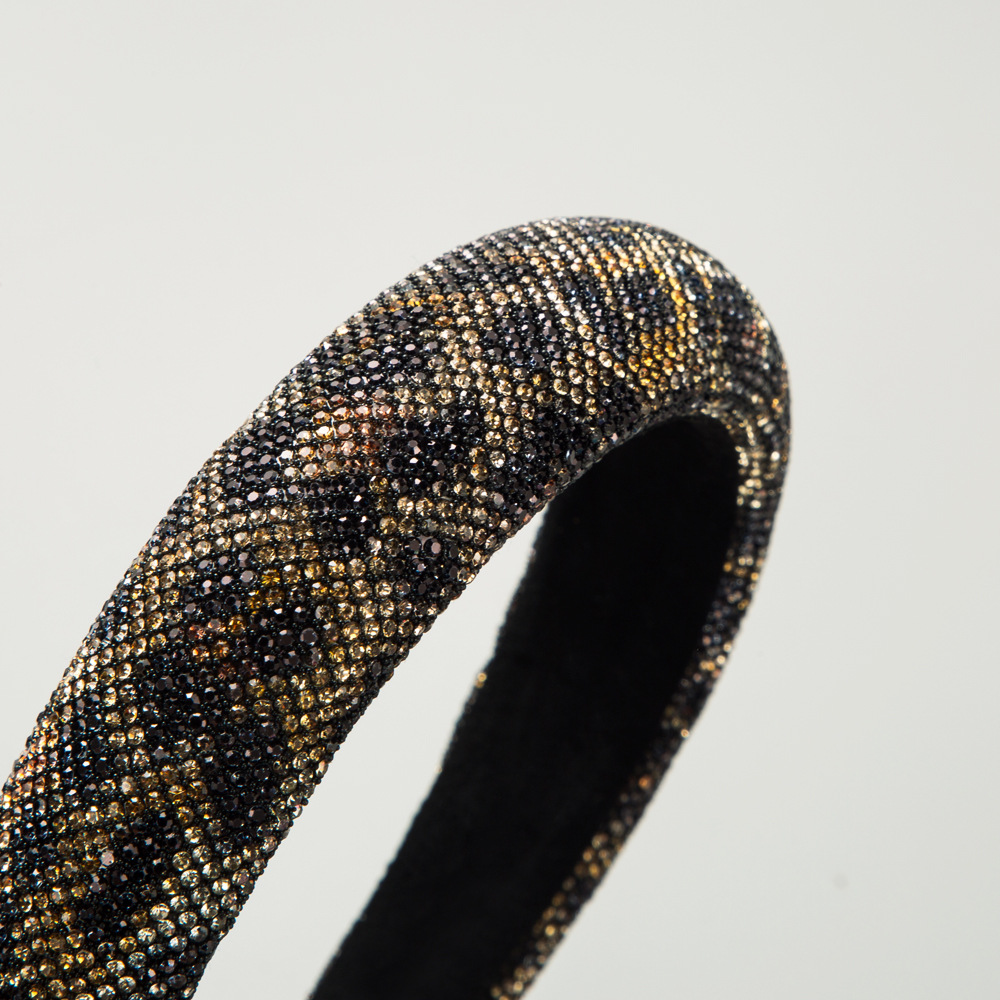 عصابة رأس فاخرة مبطنة بألوان ق - مراجعة Women'S Accessories Rainbow Shops وسعره